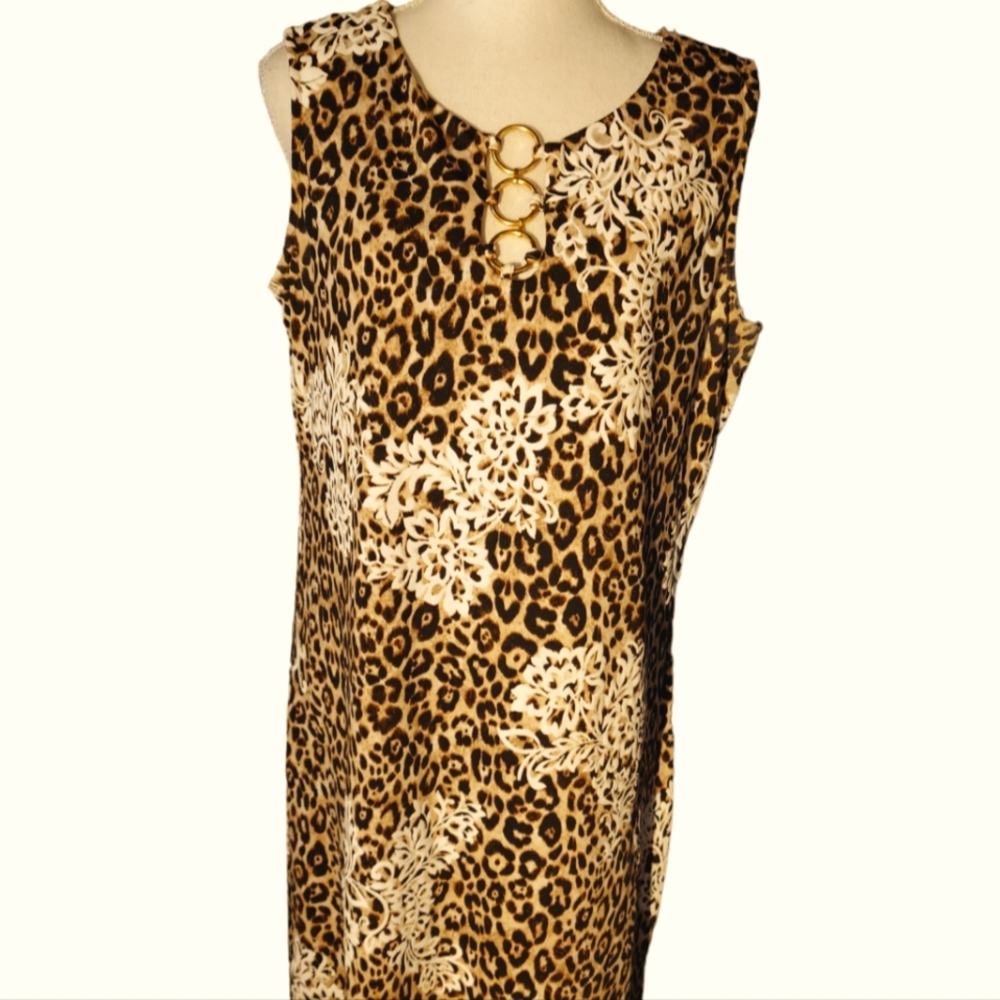 Women's tacera black leopard print dress. Sleeveless. Stretchy. Size large